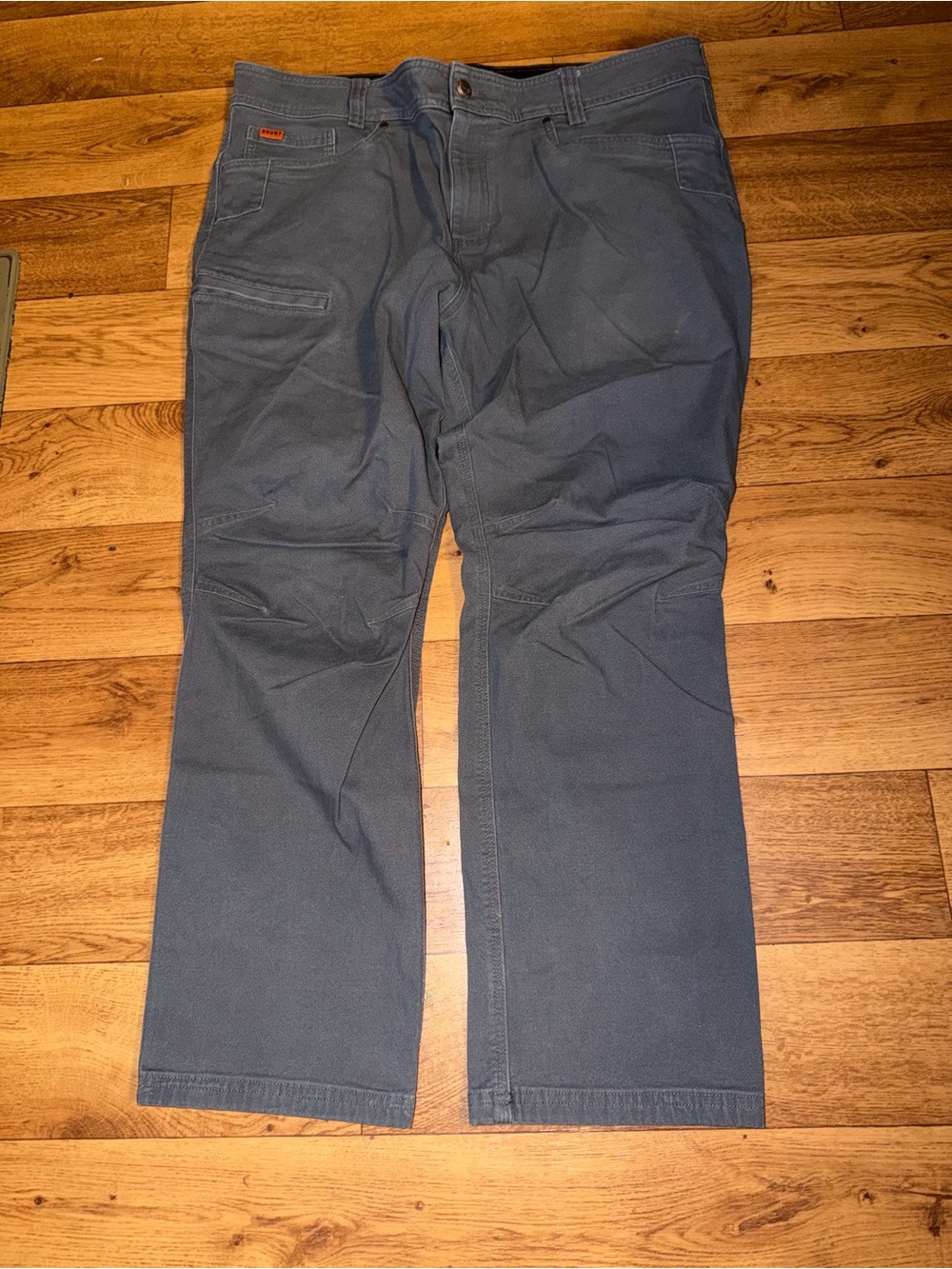 Men's Dark Gray Grunt Cargo Work Pants with Multi-Pocket Utility Design